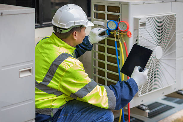 Professional Hvac technician working in Hancocks Bridge, NJ